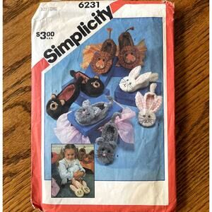UNCUT Vintage 1980s Simplicity 6231 Sewing Pattern Boy Girl Furry Animal Slipper